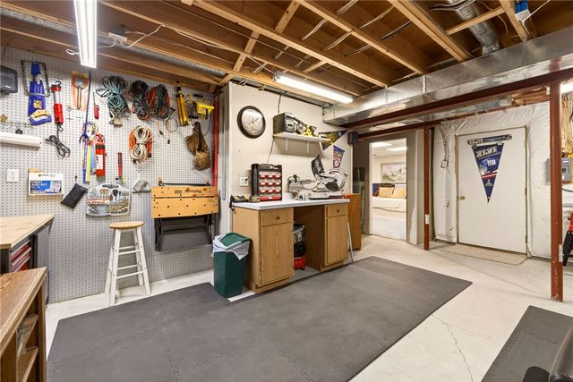 1500 Fallen Leaf, Webster, NY 14580