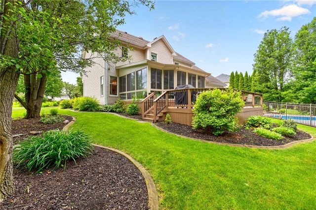 1500 Fallen Leaf, Webster, NY 14580