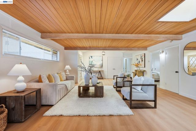 446 Dolores Ave, San Leandro, CA 94577