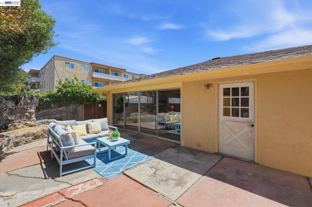 446 Dolores Ave, San Leandro, CA 94577