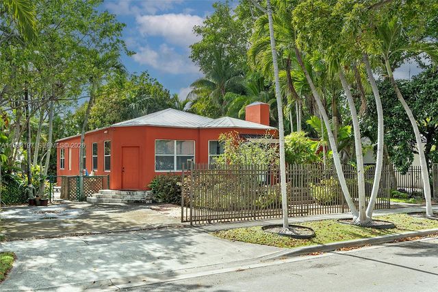 120 SW 24th Rd, Miami, FL 33129