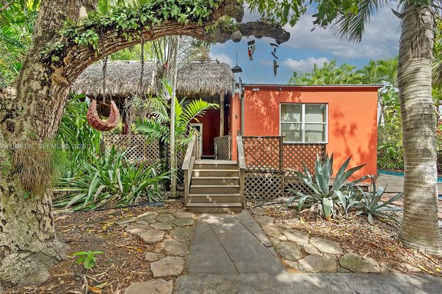 120 SW 24th Rd, Miami, FL 33129