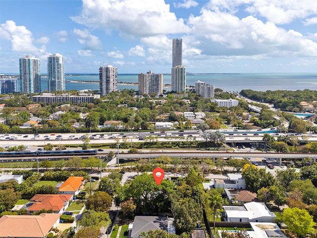 120 SW 24th Rd, Miami, FL 33129