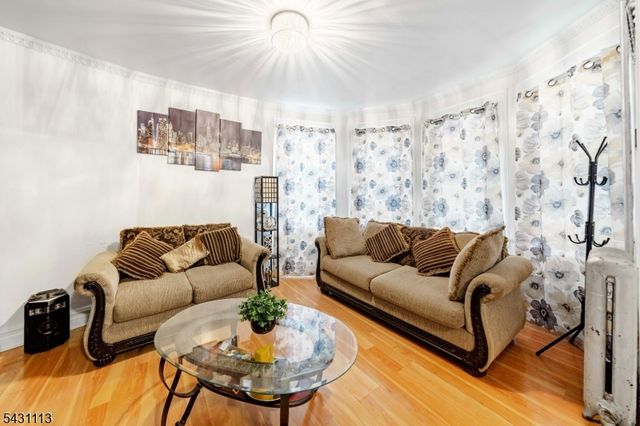 48 39Th St, Irvington Twp., NJ 07111