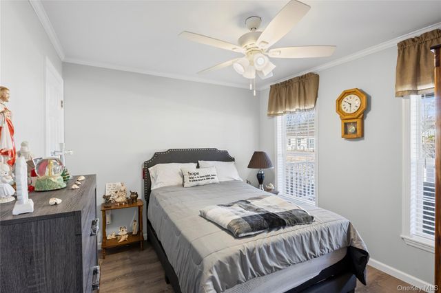 1661 Old Country Road 351B, Riverhead, NY 11901