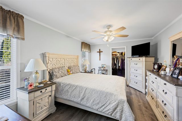 1661 Old Country Road 351B, Riverhead, NY 11901