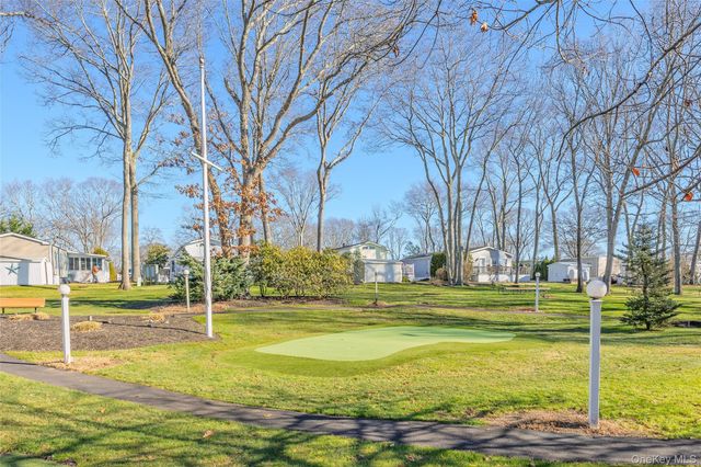 1661 Old Country Road 351B, Riverhead, NY 11901