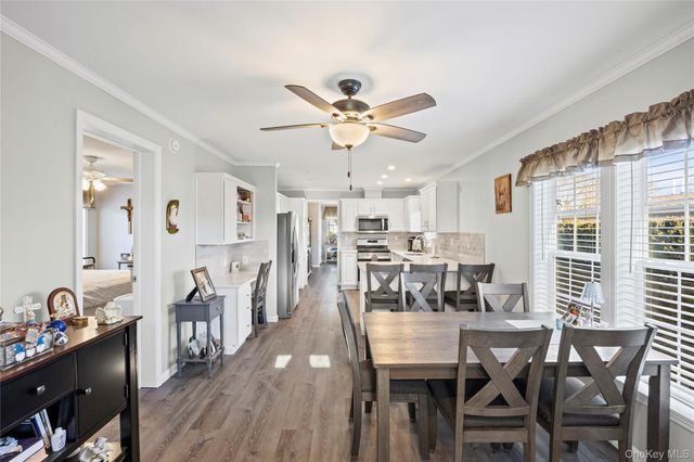 1661 Old Country Road 351B, Riverhead, NY 11901