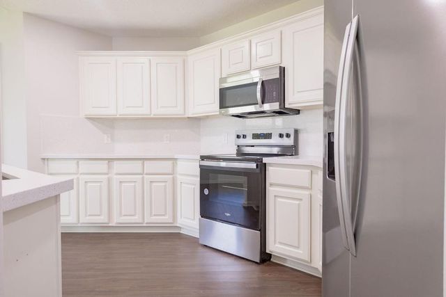 9514 Amberjack Drive, Texas City, TX 77591