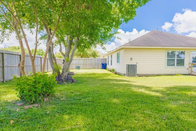 9514 Amberjack Drive, Texas City, TX 77591