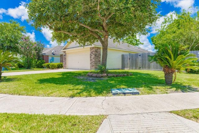 9514 Amberjack Drive, Texas City, TX 77591