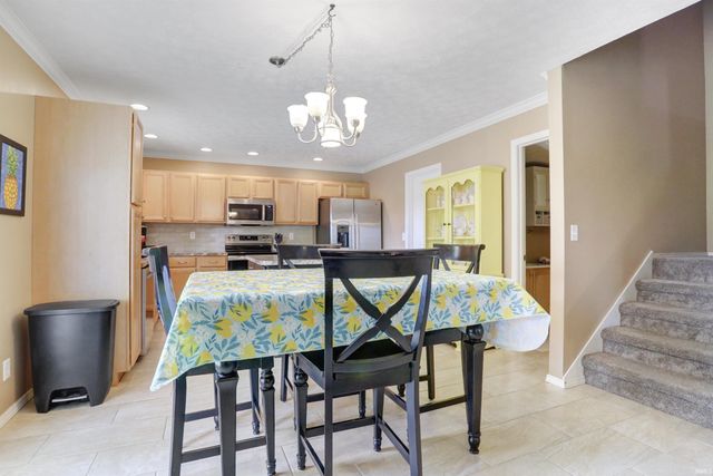 2839 O'Hunter Avenue, Newburgh, IN 47630