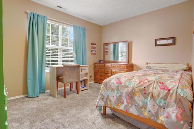 2839 O'Hunter Avenue, Newburgh, IN 47630