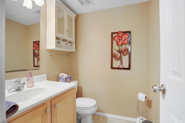 2839 O'Hunter Avenue, Newburgh, IN 47630