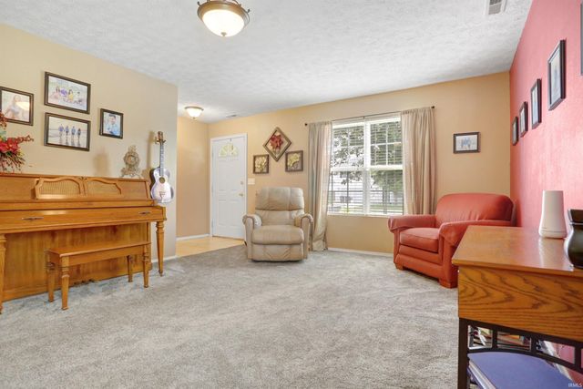 2839 O'Hunter Avenue, Newburgh, IN 47630