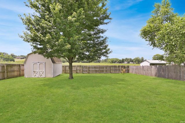 2839 O'Hunter Avenue, Newburgh, IN 47630