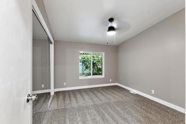 73450 Country Club Drive 10, Palm Desert, CA 92260