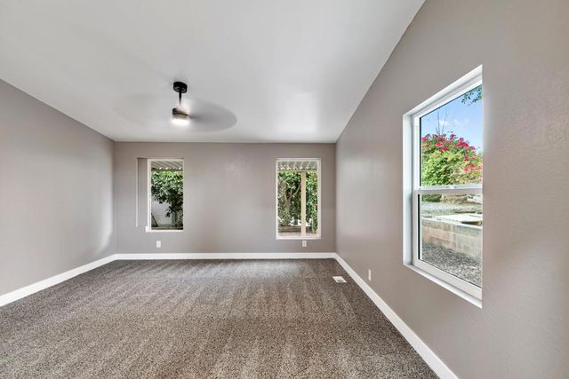 73450 Country Club Drive 10, Palm Desert, CA 92260