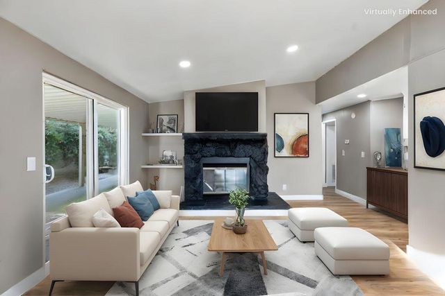 73450 Country Club Drive 10, Palm Desert, CA 92260