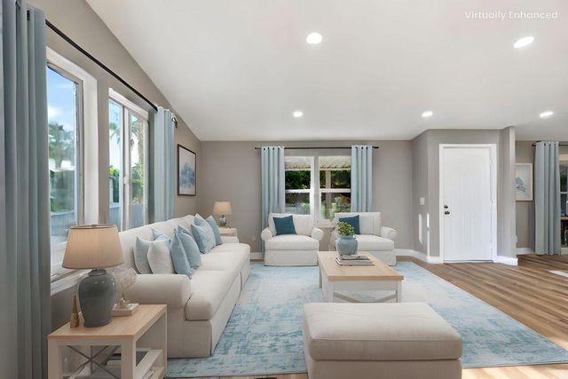 73450 Country Club Drive 10, Palm Desert, CA 92260