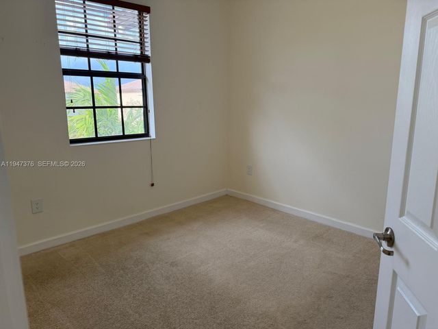 3732 SE 2nd St 3732, Homestead, FL 33033