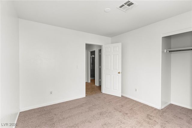 9591 Stoney Creek Drive, Las Vegas, NV 89117