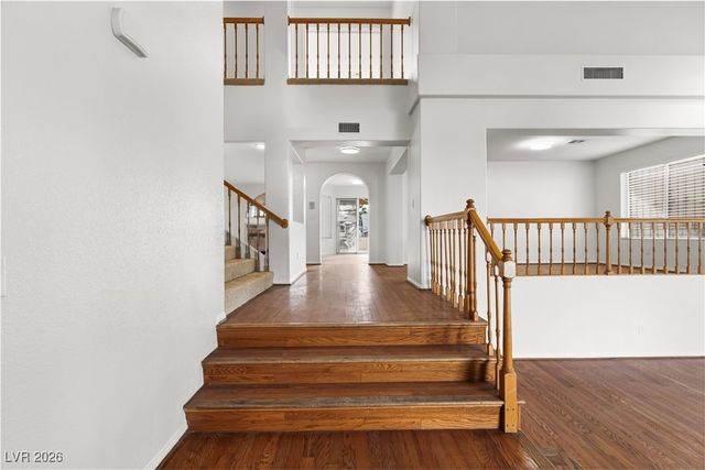 9591 Stoney Creek Drive, Las Vegas, NV 89117