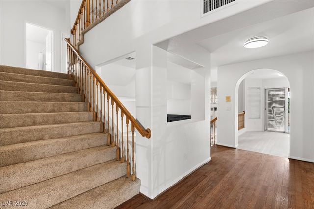 9591 Stoney Creek Drive, Las Vegas, NV 89117