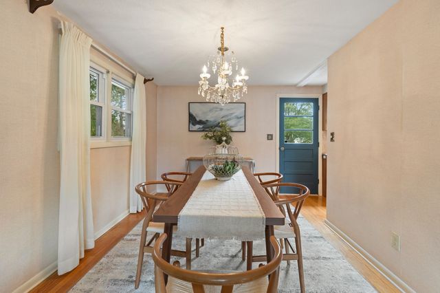 5 Jackson Ave, Peabody, MA 01960
