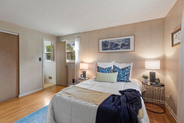 5 Jackson Ave, Peabody, MA 01960