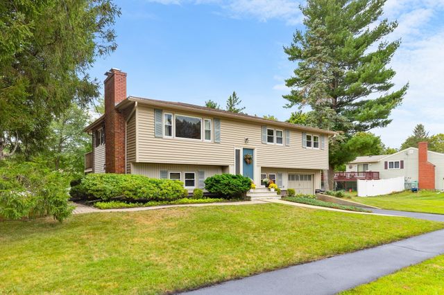 5 Jackson Ave, Peabody, MA 01960