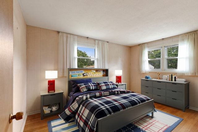 5 Jackson Ave, Peabody, MA 01960