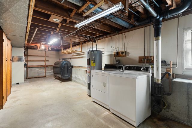 5 Jackson Ave, Peabody, MA 01960
