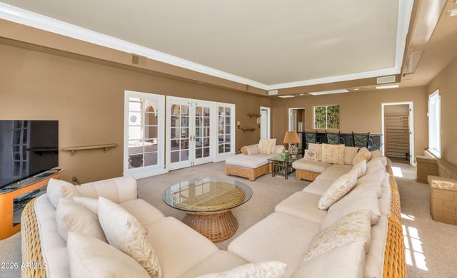 161 E COUNTRY CLUB Drive, Phoenix, AZ 85014