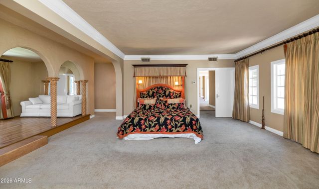 161 E COUNTRY CLUB Drive, Phoenix, AZ 85014