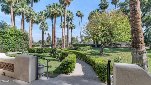 161 E COUNTRY CLUB Drive, Phoenix, AZ 85014