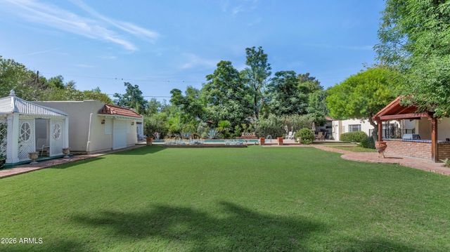 161 E COUNTRY CLUB Drive, Phoenix, AZ 85014