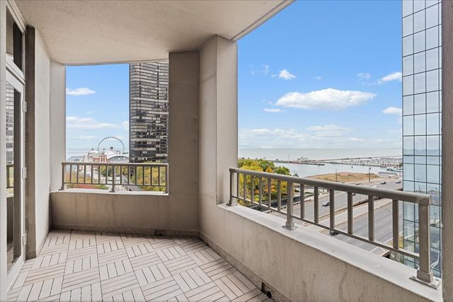 530 N Lake Shore Drive 1205, Chicago, IL 60611