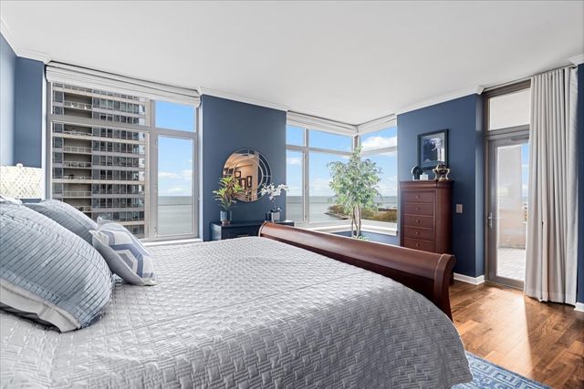 530 N Lake Shore Drive 1205, Chicago, IL 60611