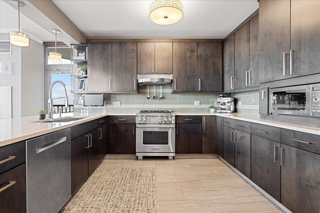 530 N Lake Shore Drive 1205, Chicago, IL 60611