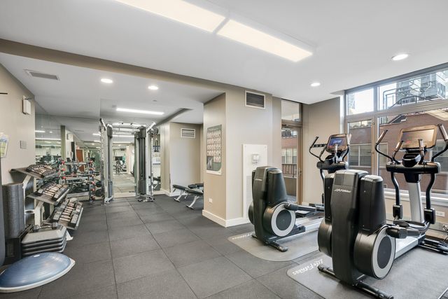 530 N Lake Shore Drive 1205, Chicago, IL 60611