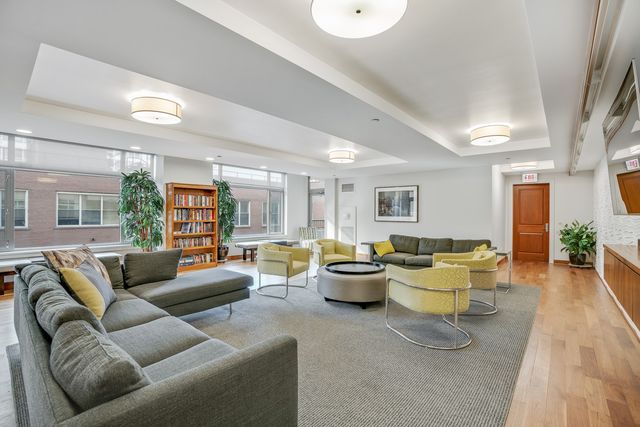 530 N Lake Shore Drive 1205, Chicago, IL 60611