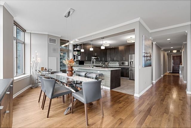 530 N Lake Shore Drive 1205, Chicago, IL 60611