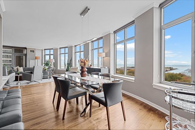 530 N Lake Shore Drive 1205, Chicago, IL 60611