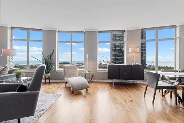 530 N Lake Shore Drive 1205, Chicago, IL 60611