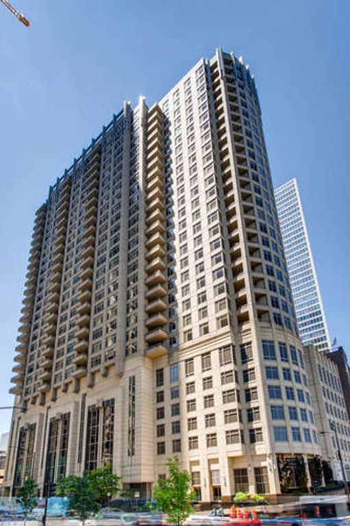 530 N Lake Shore Drive 1205, Chicago, IL 60611