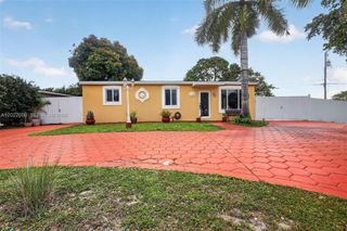 1440 N 68th Avenue, Hollywood, FL 33024