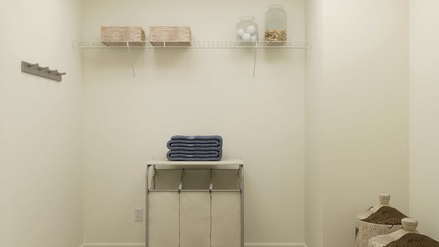 7730 Nightshade Lane, Joliet, IL 60431