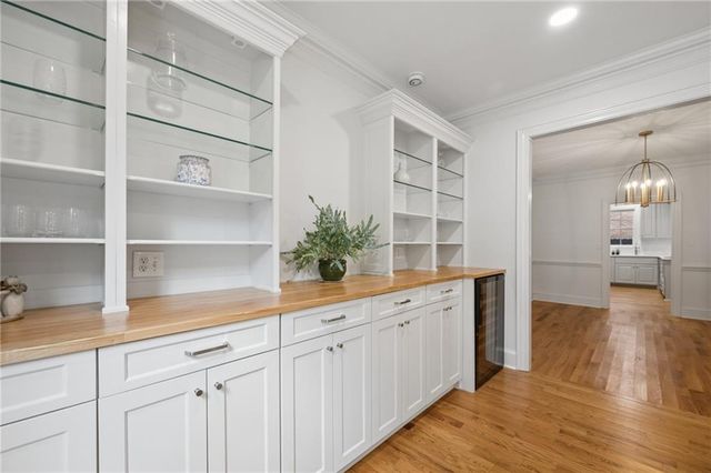19 Lullwater Place NE 19, Atlanta, GA 30307