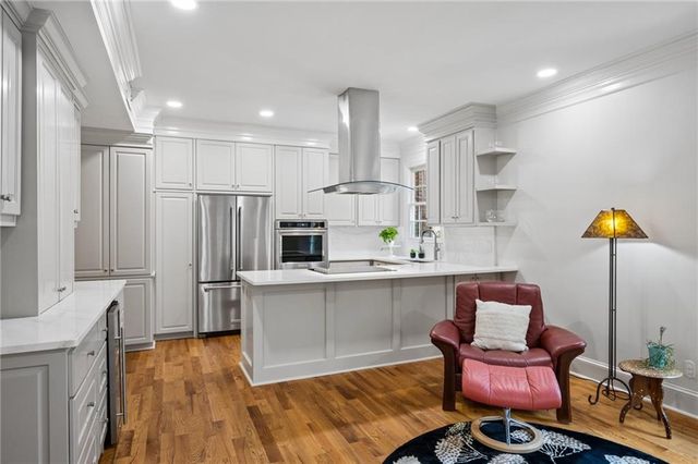 19 Lullwater Place NE 19, Atlanta, GA 30307